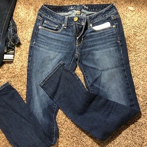 American Eagle skinny jeans